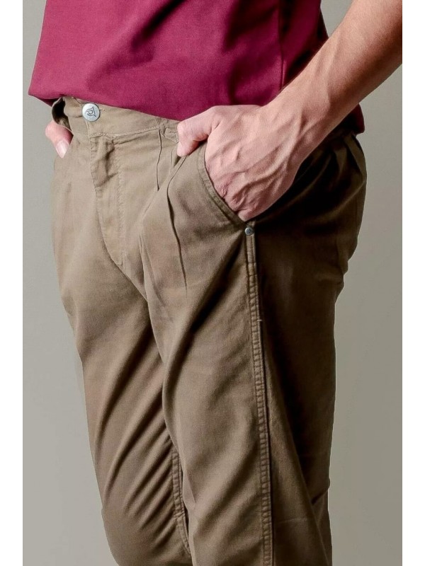 Bombacha Masculina Montaria com Elastano - Cor Marrom Escuro