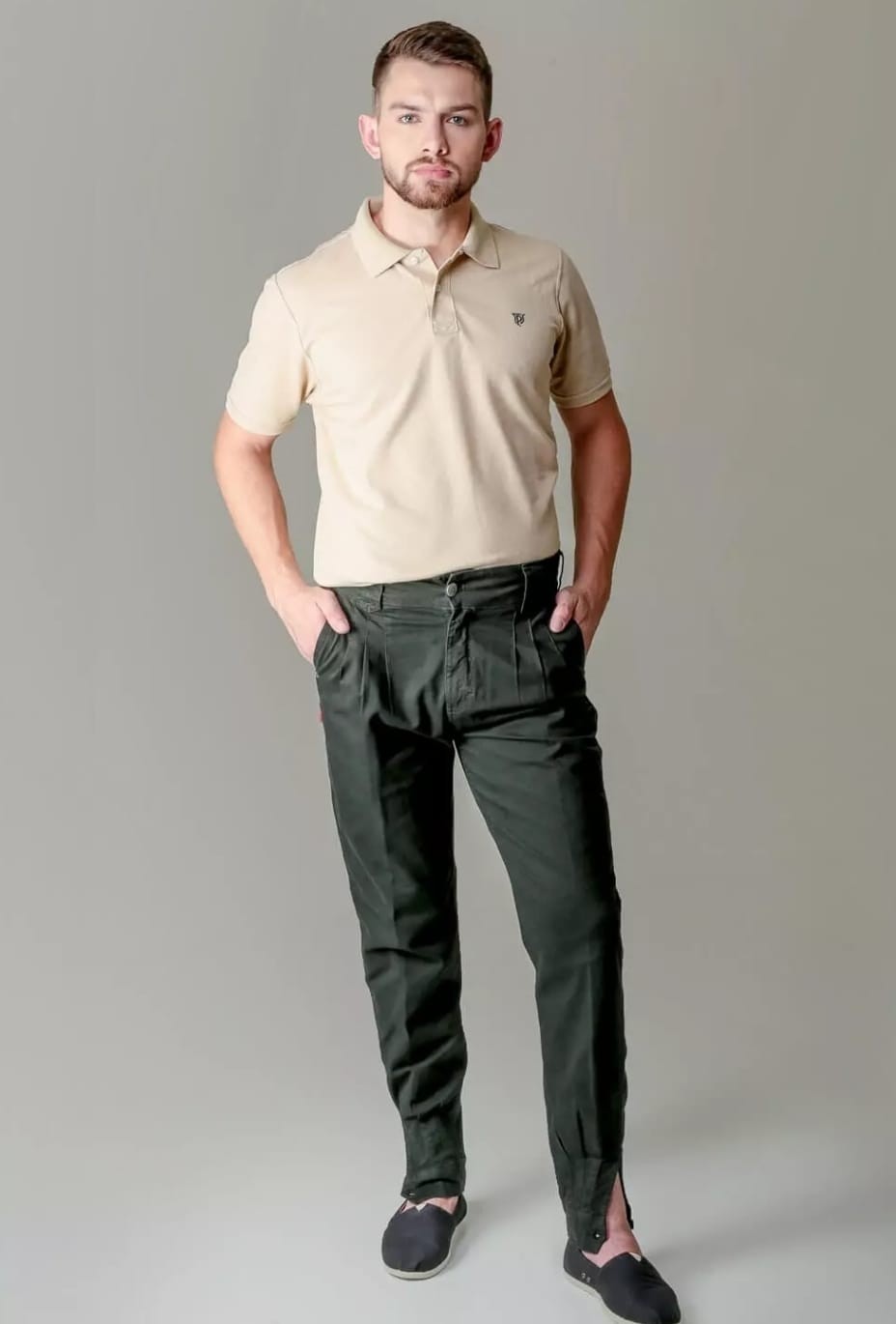 Bombacha Masculina Montaria com Elastano - Cor Verde Musgo